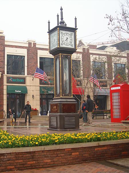 Relógio público a vapor, com 4 faces